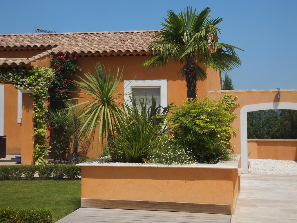 Bed and Breakfast Les Lavandes Alleins Exterior foto